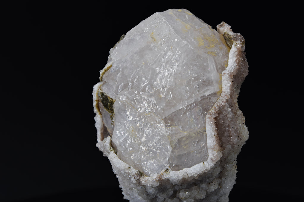 Calcite (UV) & Quartz - Lesotho (Large Cabinet; 16.5 x 7.5 x 6.4 cm; 597 g)