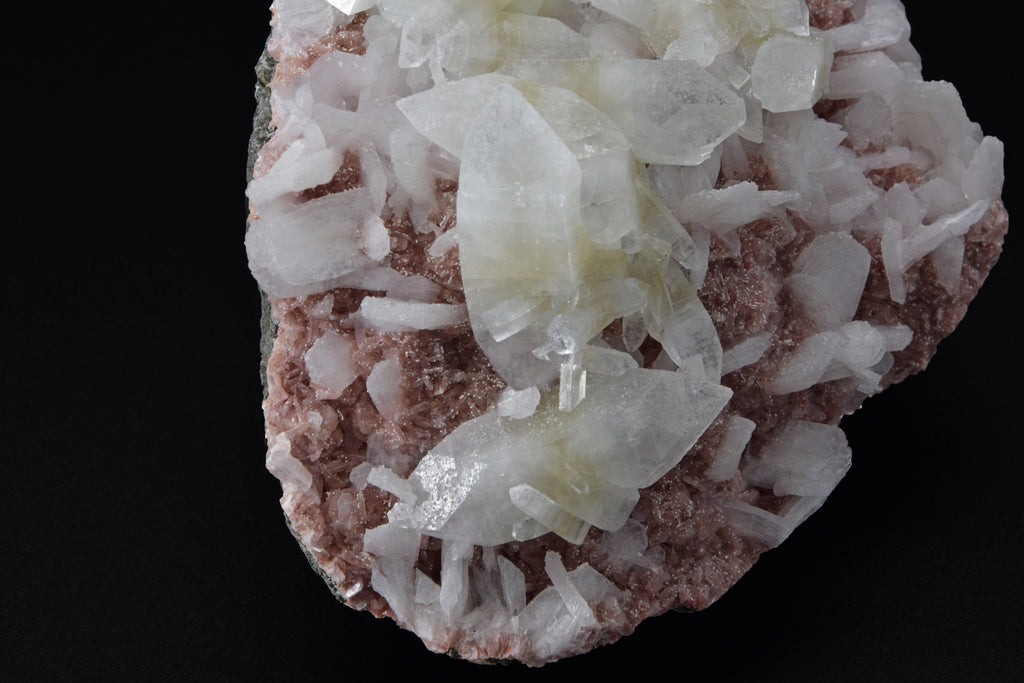 Apophyllite & Stilbite sur Heulandite - Inde (Cabinet; 11 x 9 x 5 cm; 345 g)