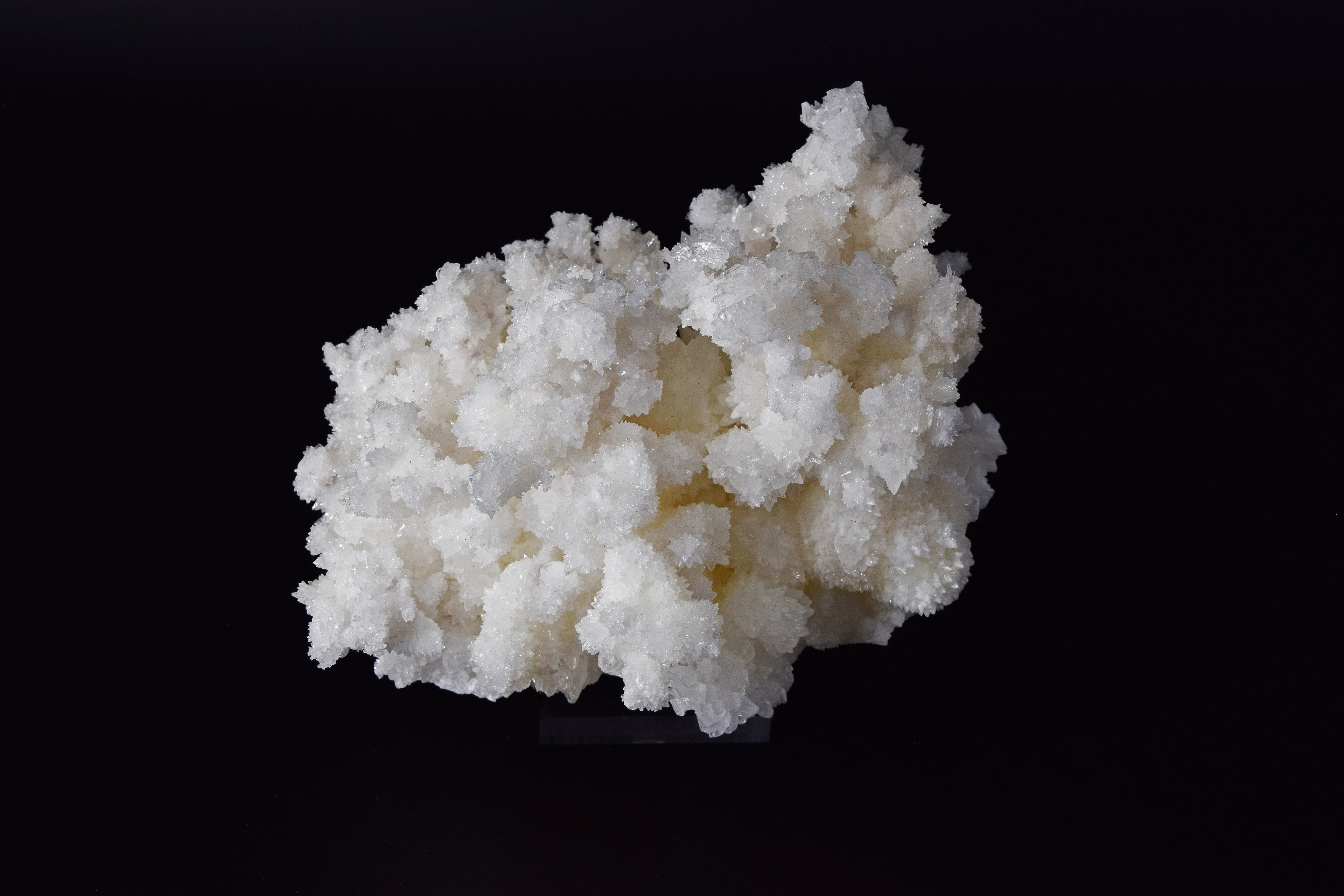 Aragonite & Calcite - Mexique (Large cabinet; 15 x 11 x 9 cm; 1171 g)