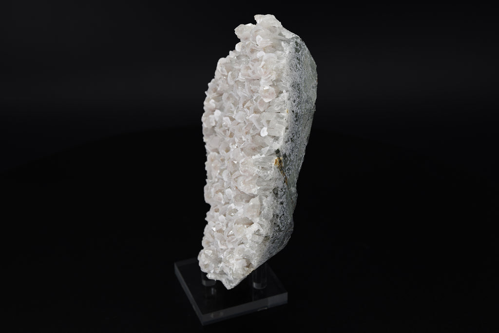 Calcite (UV) sur Quartz - Chine (Large Cabinet; 15 x 13 x 4 cm; 817 g)
