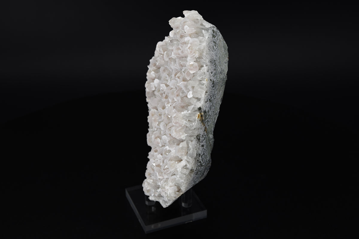Calcite (UV) sur Quartz - Chine (Large Cabinet; 15 x 13 x 4 cm; 817 g)
