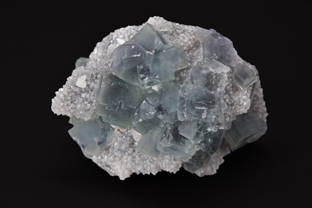 Fluorite sur Quartz - Chine (Small Cabinet; 8 x 6 x 4 cm; 227g)