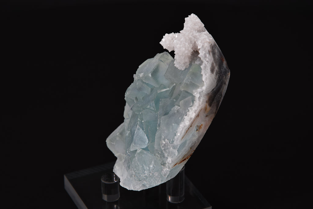 Fluorite sur Quartz - Chine (Small Cabinet; 8 x 5 x 3 cm; 154 g)