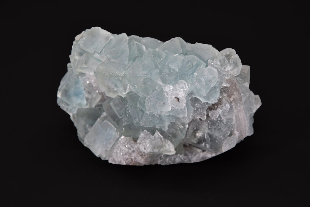 Fluorite sur Quartz - Chine (Small Cabinet; 8 x 6 x 5 cm; 285 g)