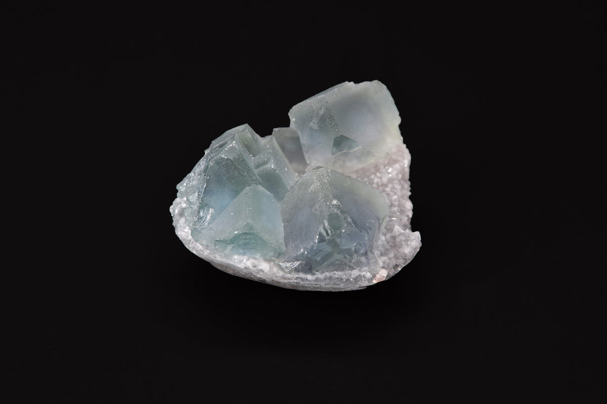 Fluorite sur Quartz - Chine (Miniature; 4 x 4 x 2.5 cm; 49 g)