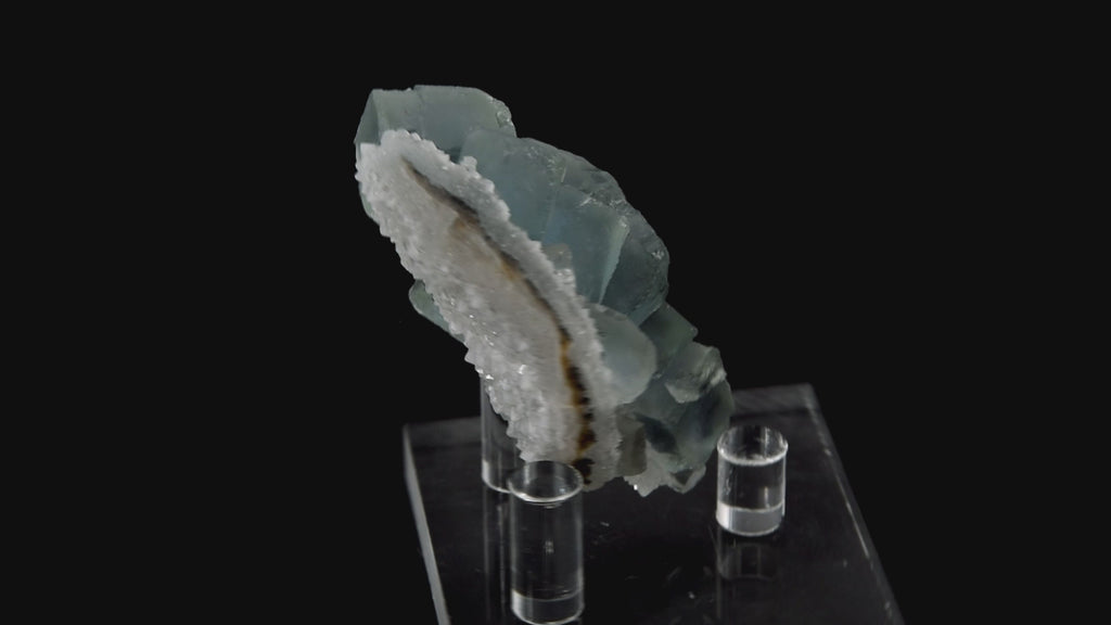 Fluorite sur Quartz - Chine (Small Cabinet; 6 x 4 x 3 cm; 56 g)