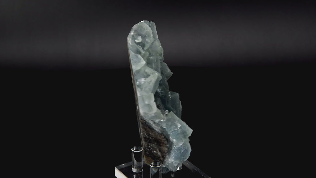 Fluorite sur Quartz - Chine (Cabinet; 12 x 7 x 4 cm; 325g)
